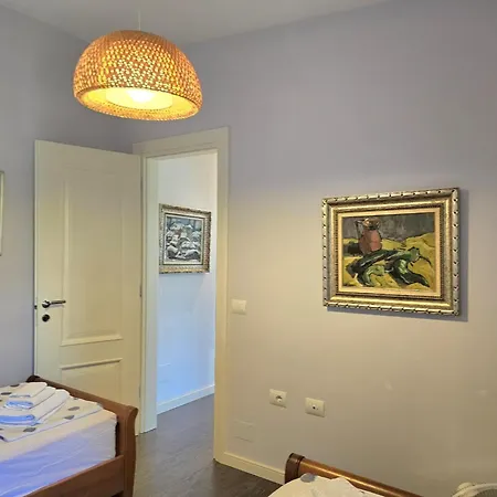 Seaside Serenity Stylish 3-bedroom *