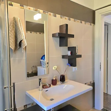 Seaside Serenity Stylish 3-bedroom Plazhi San Pietro