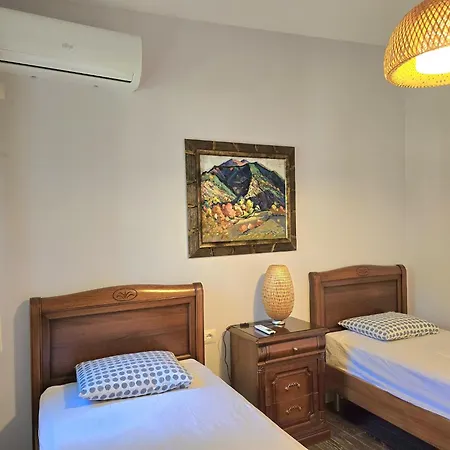 Seaside Serenity Stylish 3-bedroom * Plazhi San Pietro